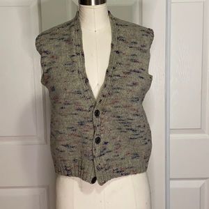 Vintage Knit Vest Cardigan , no tags, in amazing condition! Fits size Small